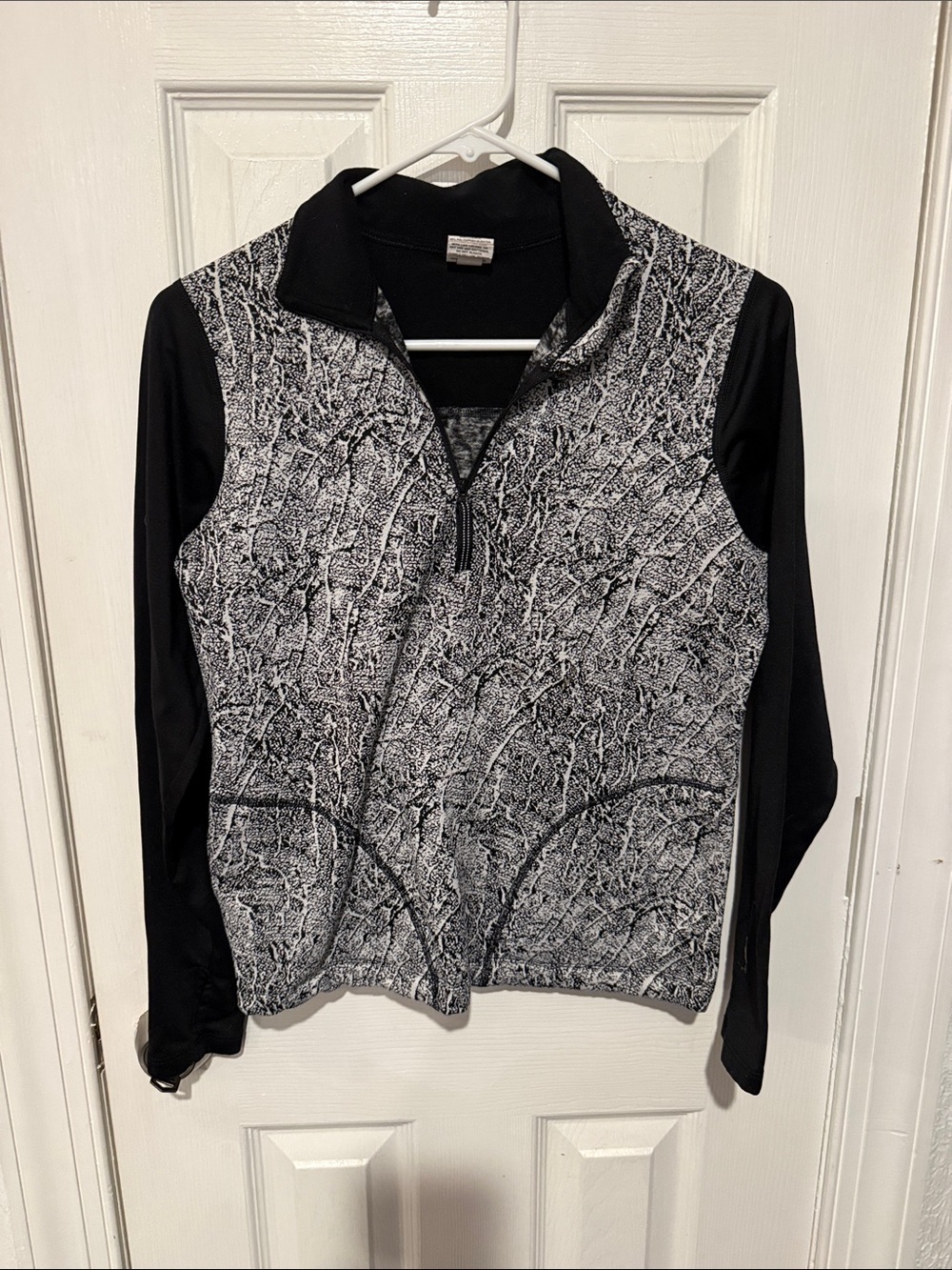 Avia Black and White Active Pullover with Logo